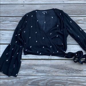 Cotton On - Lightning Bolt tie shirt